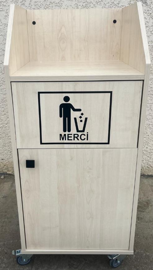 Poubelle Merci